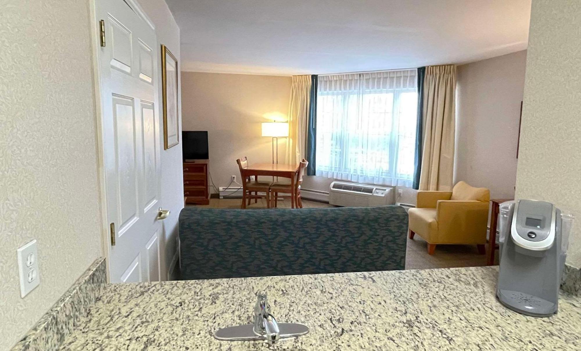 Smart Suites South Burlington Extérieur photo