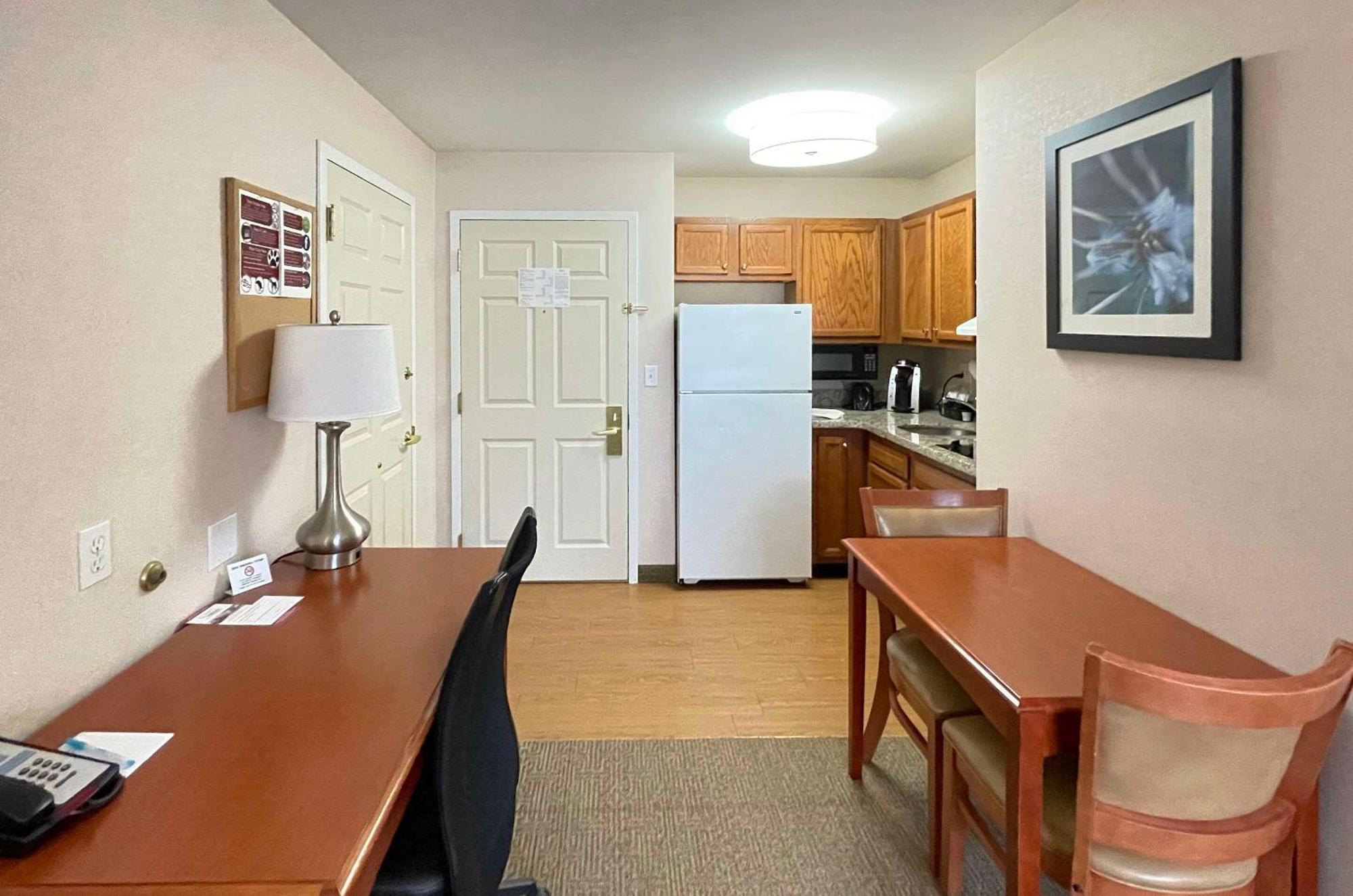 Smart Suites South Burlington Extérieur photo